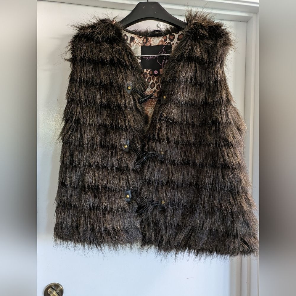 Baby Phat Y2K Women’s Sandy Night Brown Faux Fur Vest Size 2X New with tags